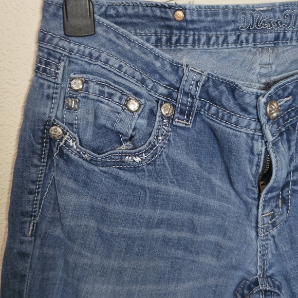 Miss Me Boot Cut Women’s Jeans 30x33 Low Rise Distressed Bling Sequins - Picture 8 of 16